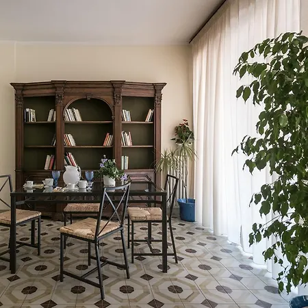 Bed & Breakfast Della 4*