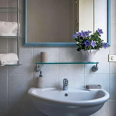 Della Bed and Breakfast Λέτσε