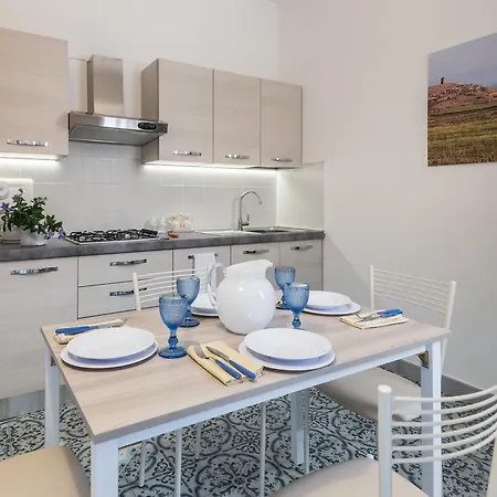 Bed and Breakfast Della 4*